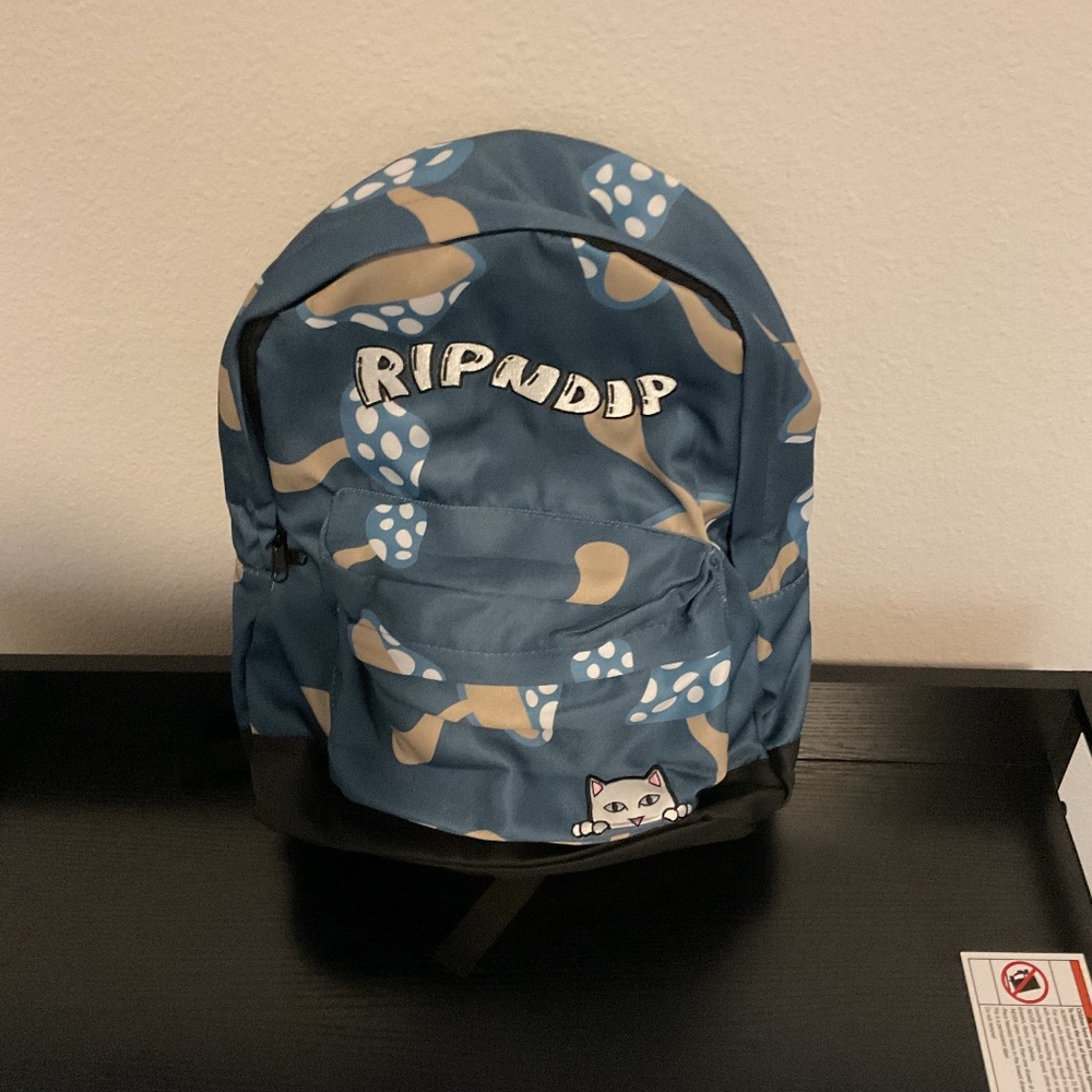 RipNDip backpack